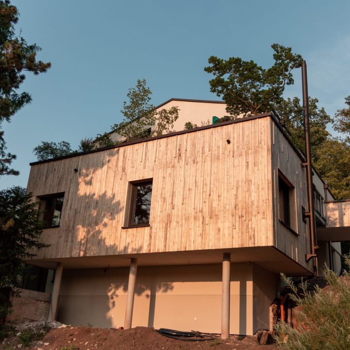 Der Anbau in Form von einem Holzmassivhaus als Proof of Concept